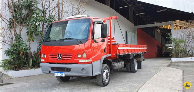 CAMINHÃO MERCEDES MB