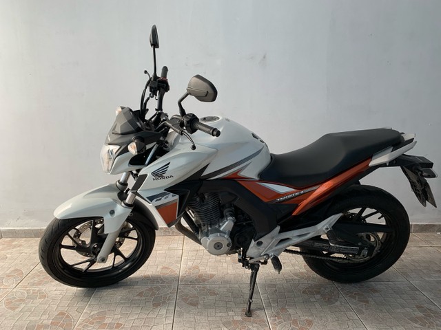 CB TWISTER 2017 TOP