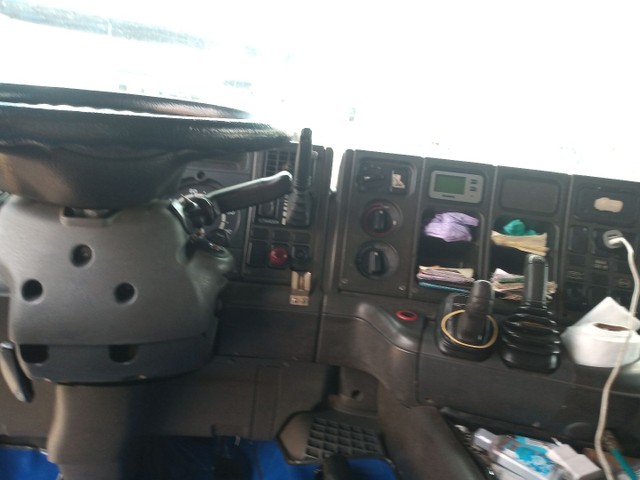 VENDO 124 2005 COM RETARDER R400