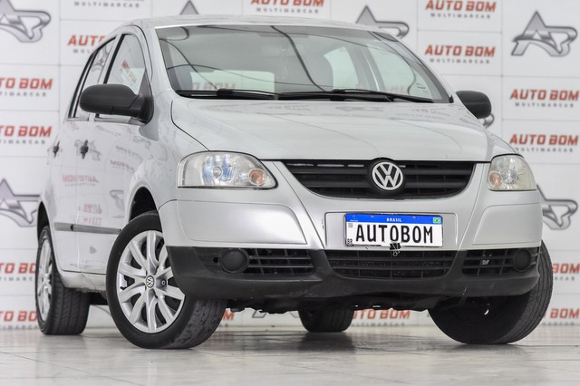 VOLKSWAGEN FOX 1.6 COMPLETO COM VIDROS ELÉTRICOS NAS 4 PORTAS