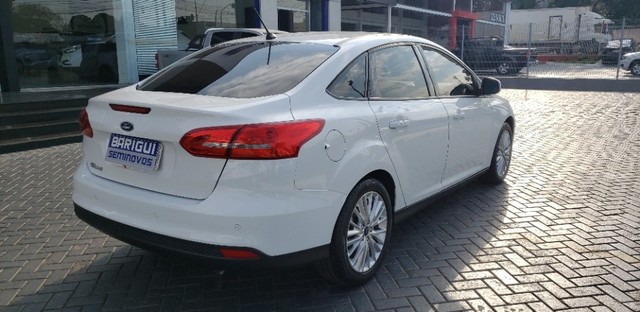 FOCUS FASTBACK 2.0 AT.