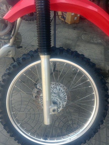 CRF 230 2014 MUITO CONSERVADA