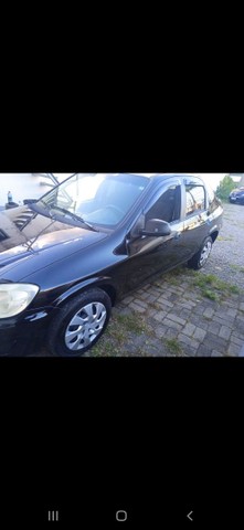 CARRO PRISMA PRETO