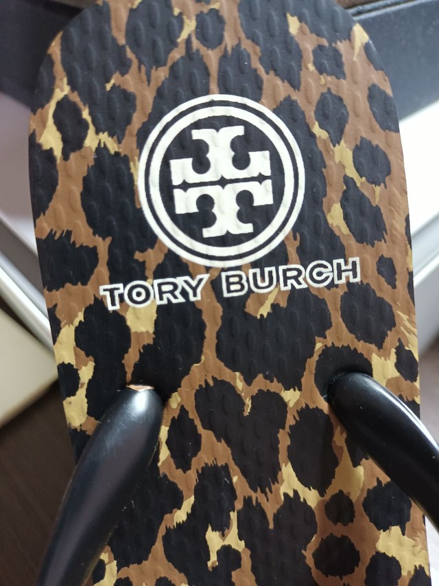 Chinelo TORY BURCH - Roupas e calçados - Vila Invernada, São Paulo  1143511068 | OLX