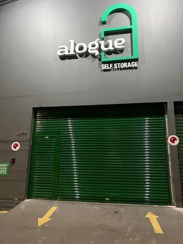Portas de enrolar automática com menor preço e aqui.