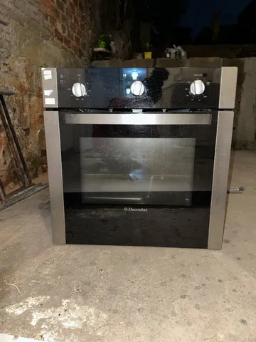 Forno de Embutir Electrolux Elétrico 80L com Grill Inox (OE8MX)