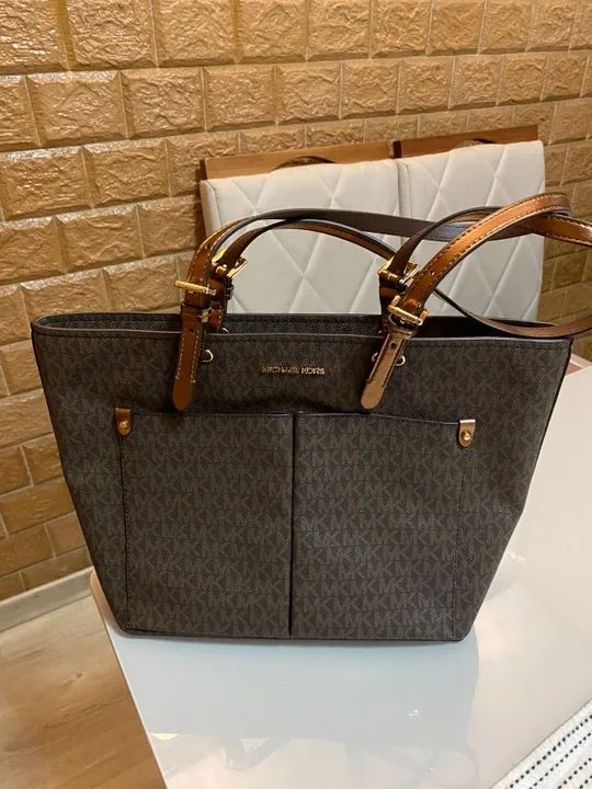 NOVA - Bolsa Michael Kors Tote Jet Set Media Double Pocket cor: Mocha