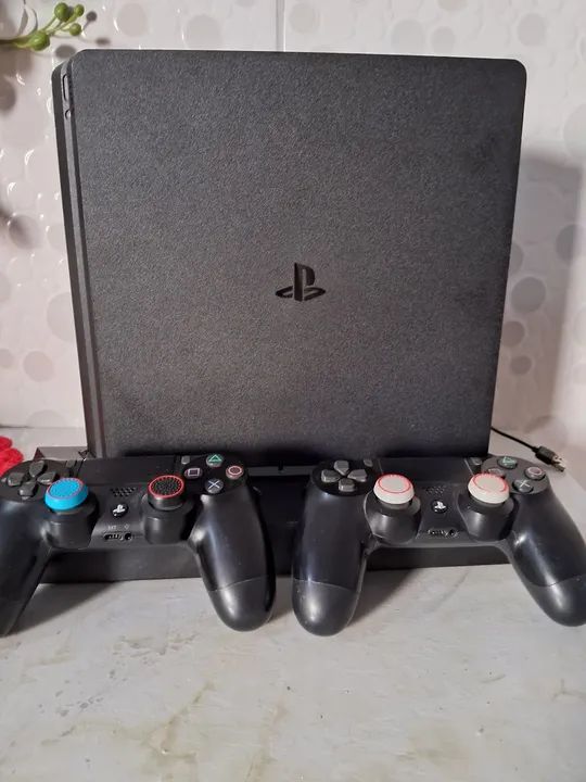 Ps4 slim 1TB semi novo+suporte com cooler - Foto 6