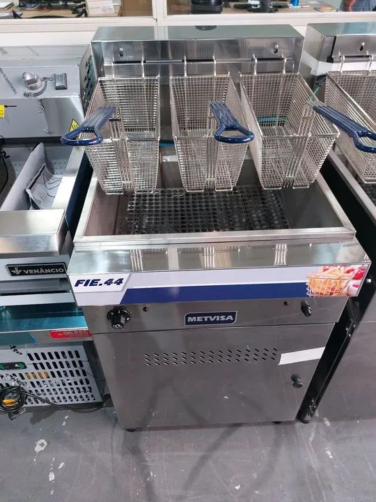 Fritadeira elétrica 3 cestos 18000w 380v 