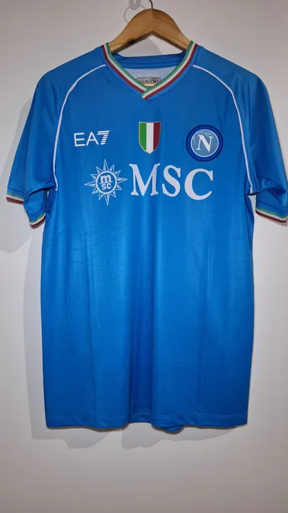Camisa de Futebol Napoli EA7 - Tamanho M - Importada