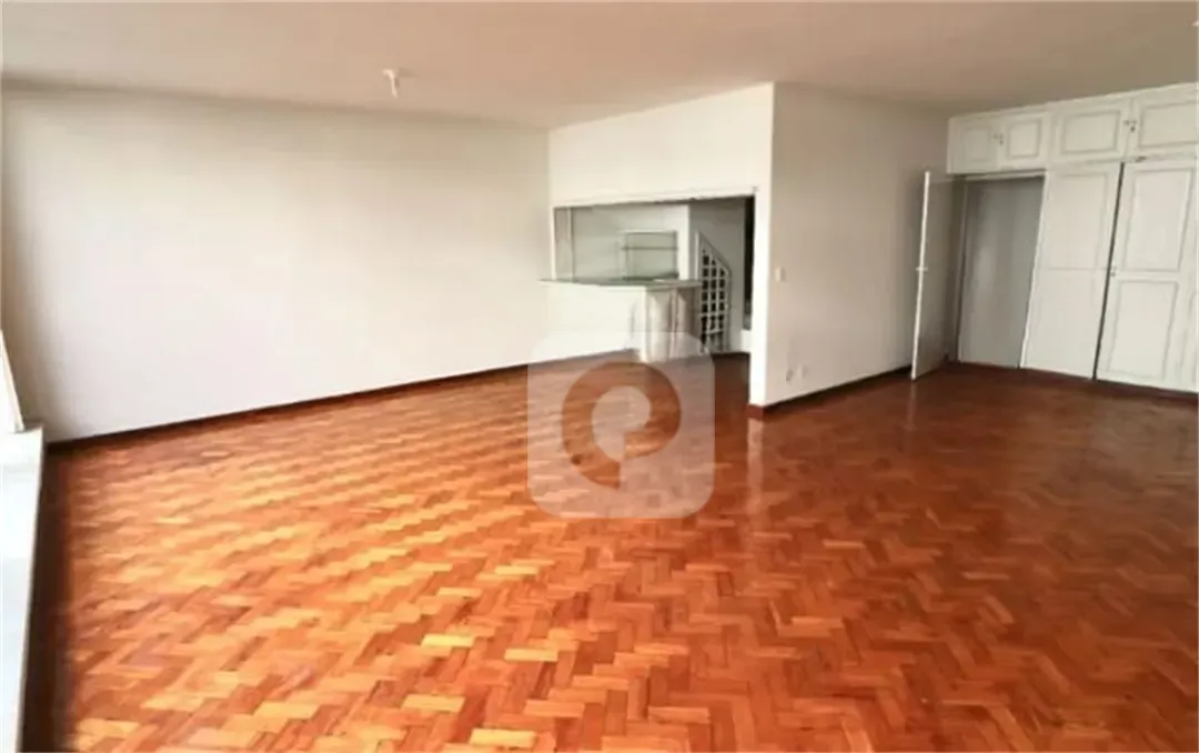 Apartamento 4 Quartos à venda em Copacabana