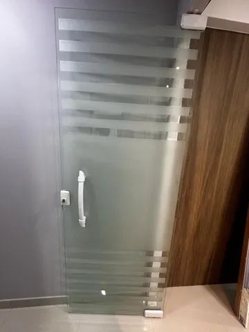 Porta de vidro com jateamento - Foto 2