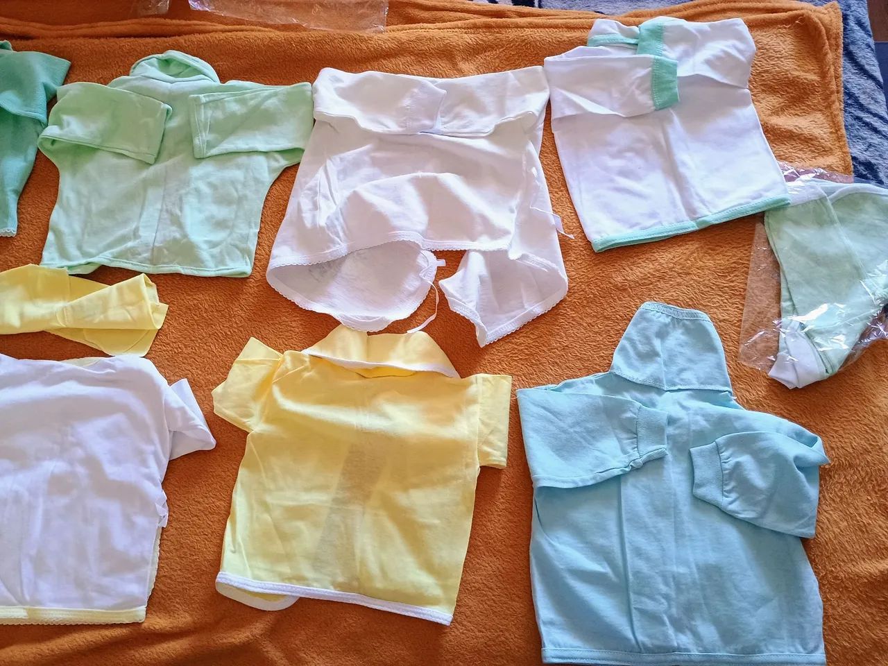 Roupas de bebê recém-nascido - várias peças - Foto 4