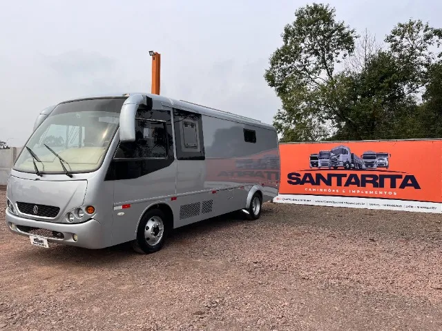 Motorhome Casa Completo Ano 2020 Transformado de Um Micro Ônibus Volkswagen 8.120 2004