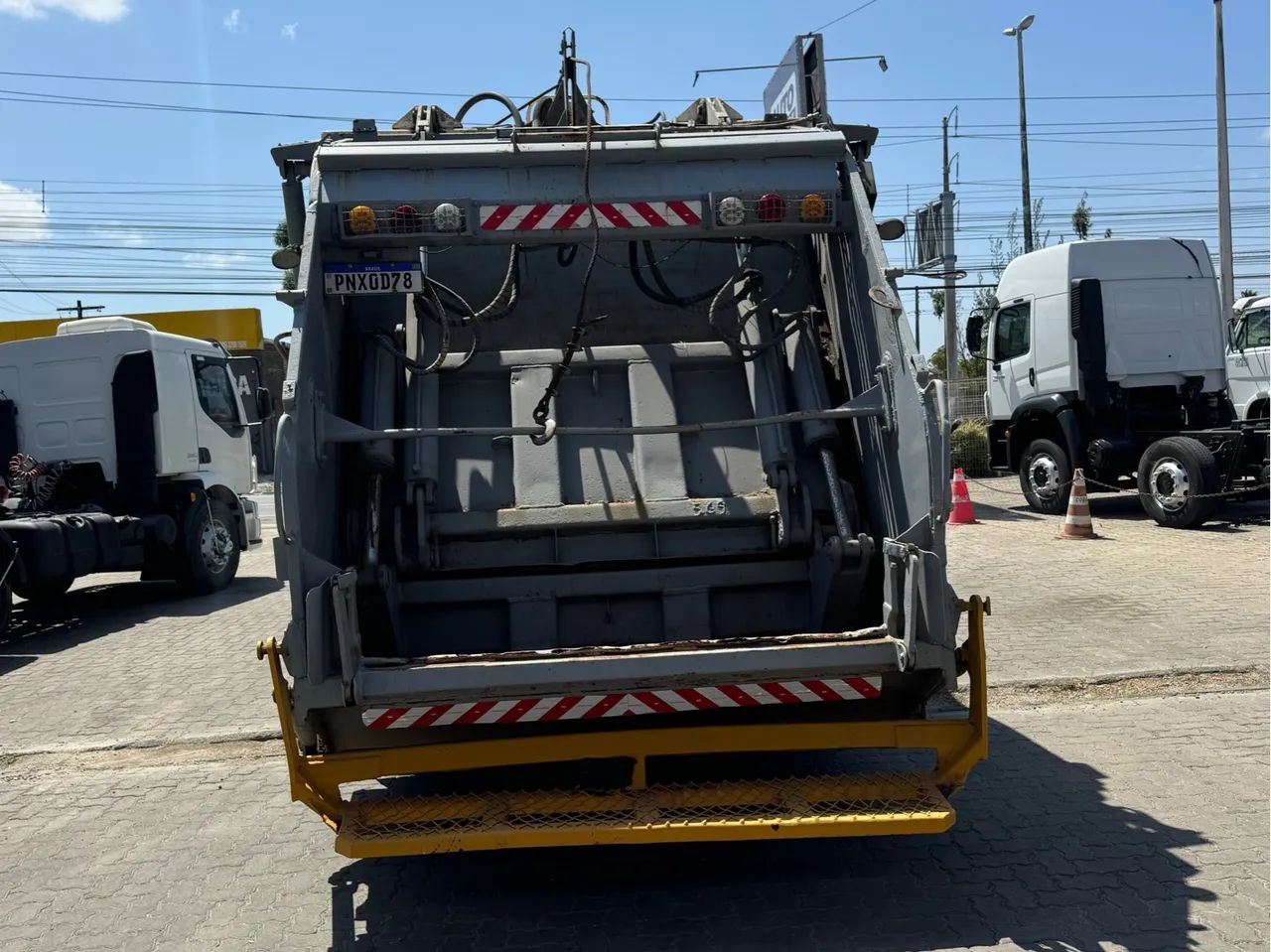 Vw 17-260 Compactador 6x2 ano 2017 caixa Planalto de 16m3 - Foto 4