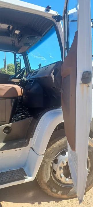 Caminhão tele entulho - Ótimo estado! - Foto 9