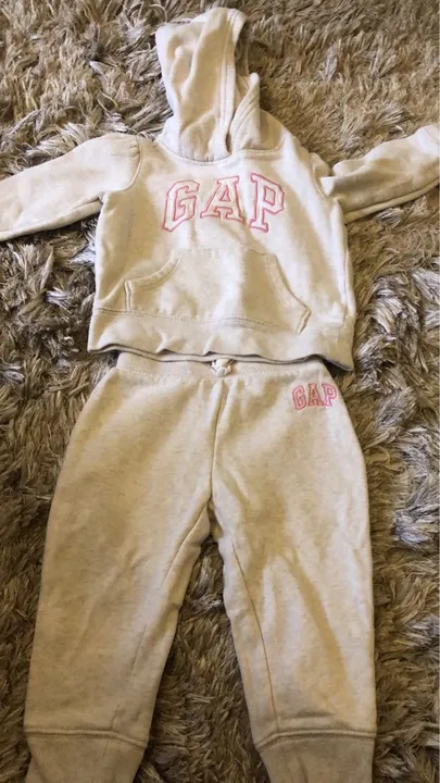 Moletom GAP