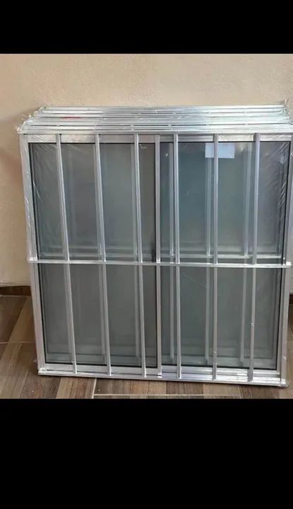 Janela de alumínio branco ou brilho e com grade,portas. Temos basculante a partir de 100,. - Foto 4