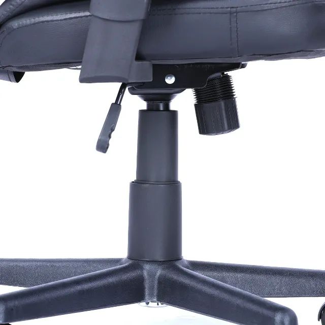 Cadeira Executiva Korpex Preta premium seminova - Foto 2