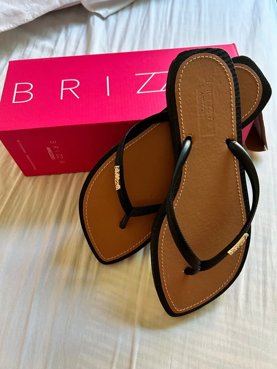 Sandália Salto Rasteiro Brizza Arezzo - Nova!
