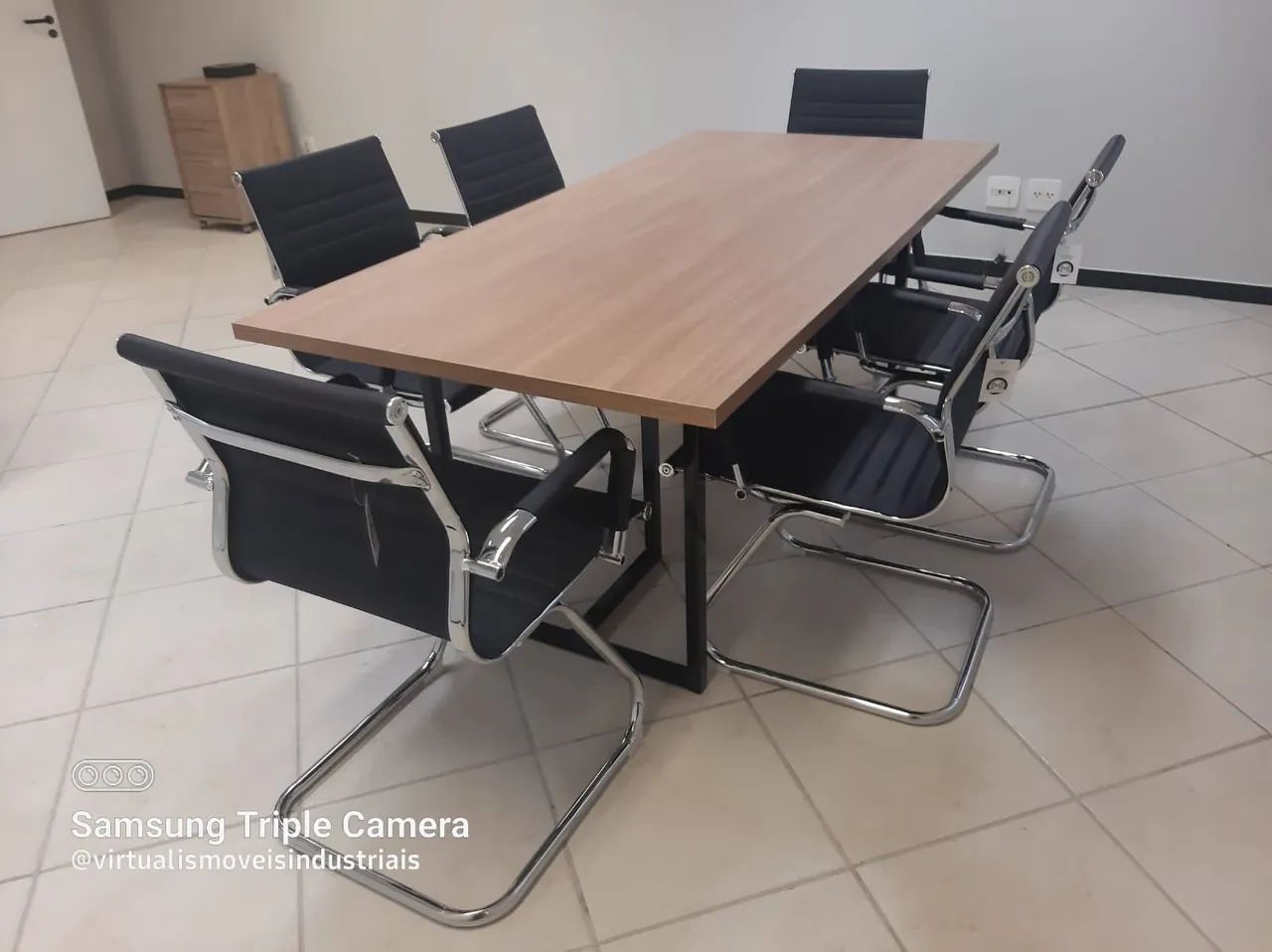 Mesa de reunião industrial  - Foto 2