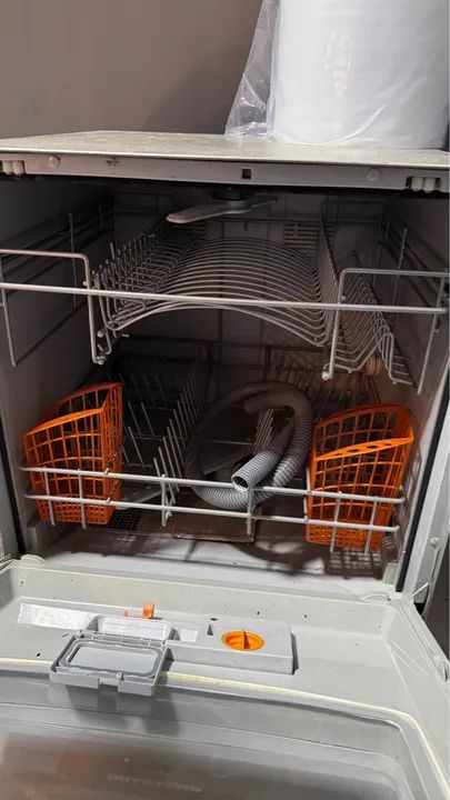 Lava louças BRASTEMP 127v - Foto 3