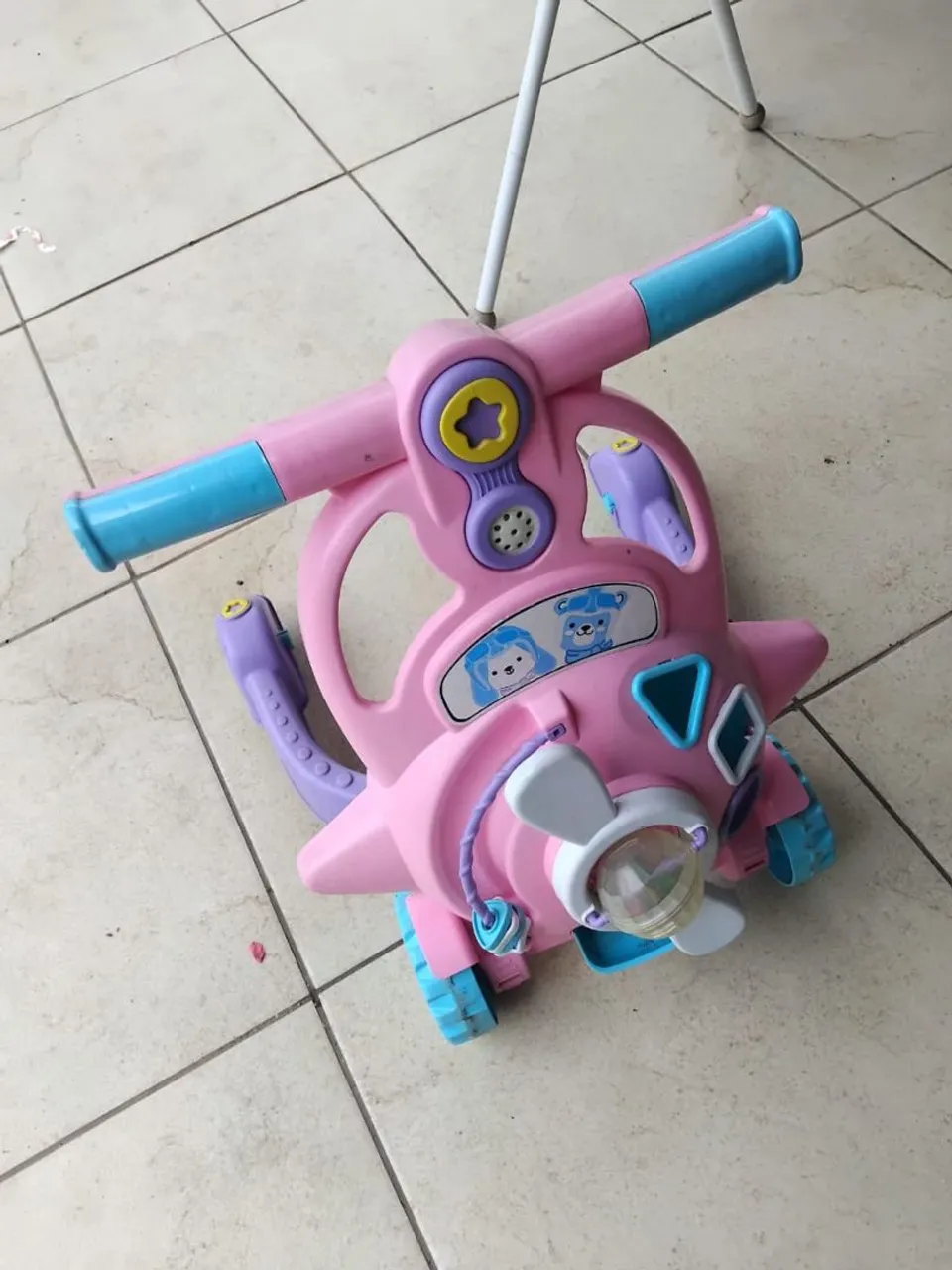 Carrinho, banheira, canguru e andador