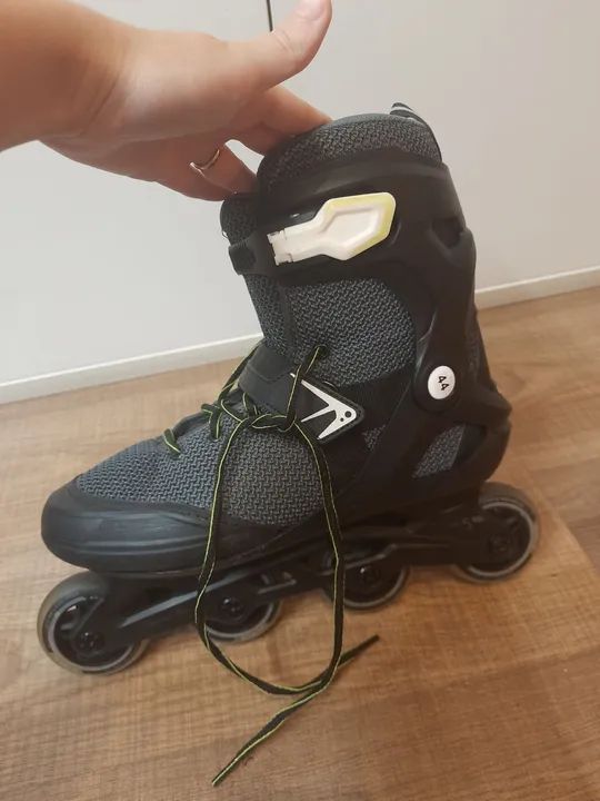 Patins Oxelo 41-44 + Acessórios - Foto 5