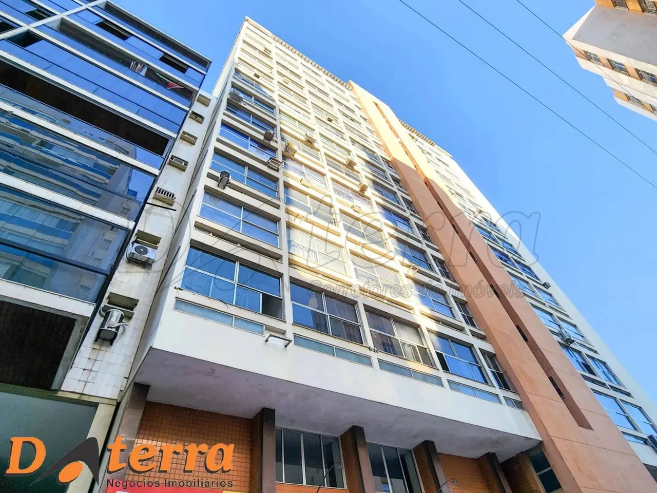 Apartamento para locação com vista para o mar na orla da Praia da Costa