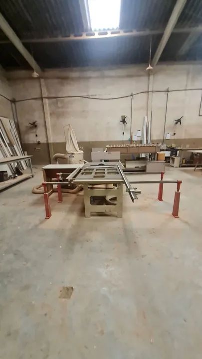 Esquadrejadeira Omil corte 45° e reto - Foto 3