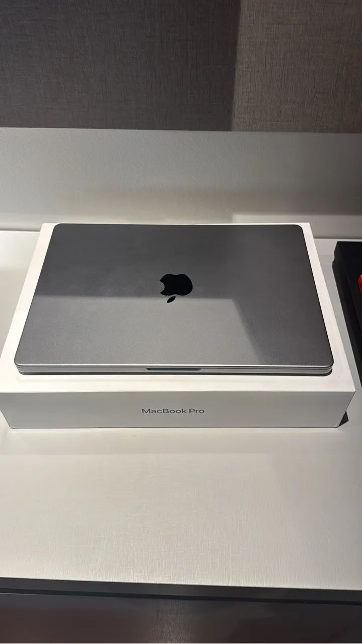 macbook pro m1 512gb