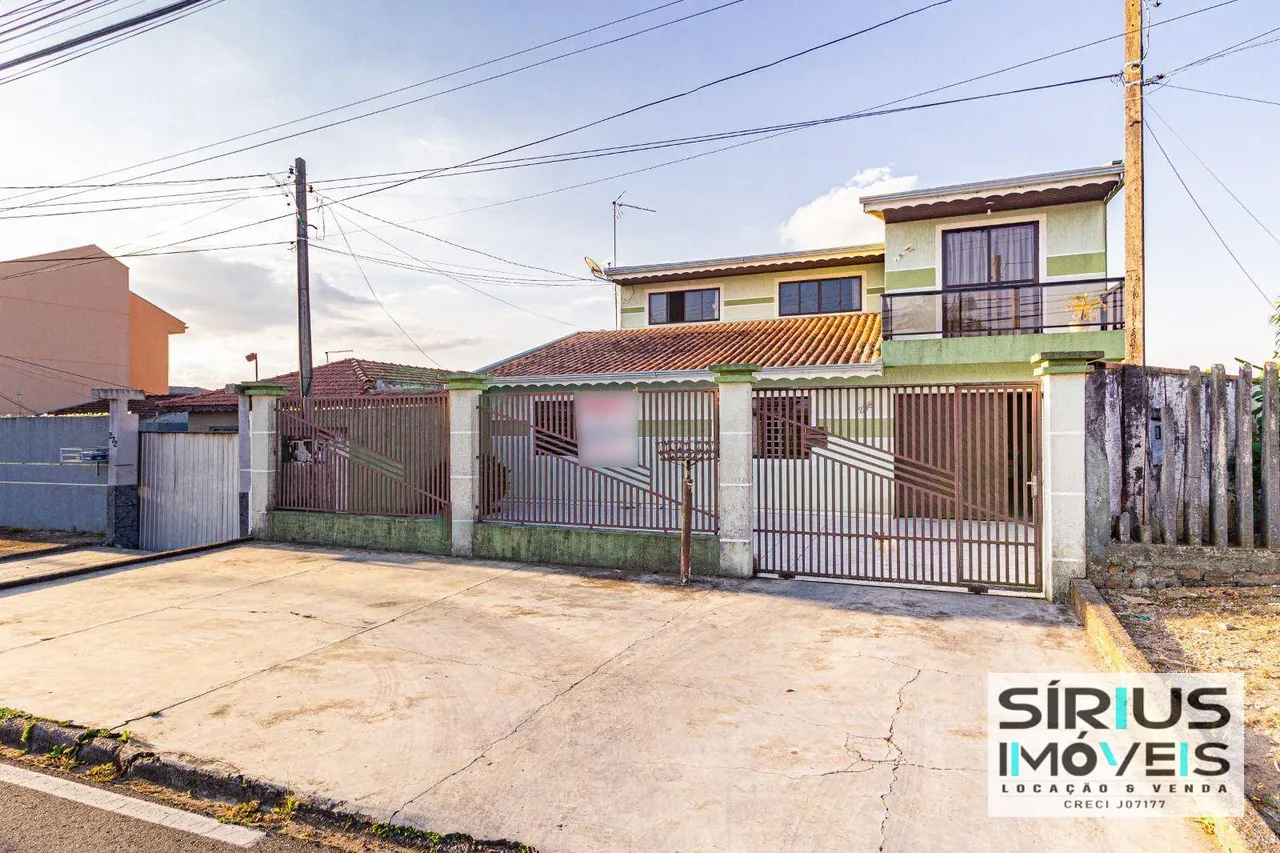 Sobrado com 3 dormitórios à venda, 202 m² por R$ 750.000,00 - Cachoeira - Araucária/PR