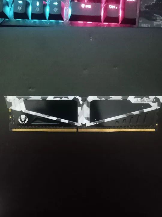 Memória RAM Vulcan 8GB DDR4 2666MHz