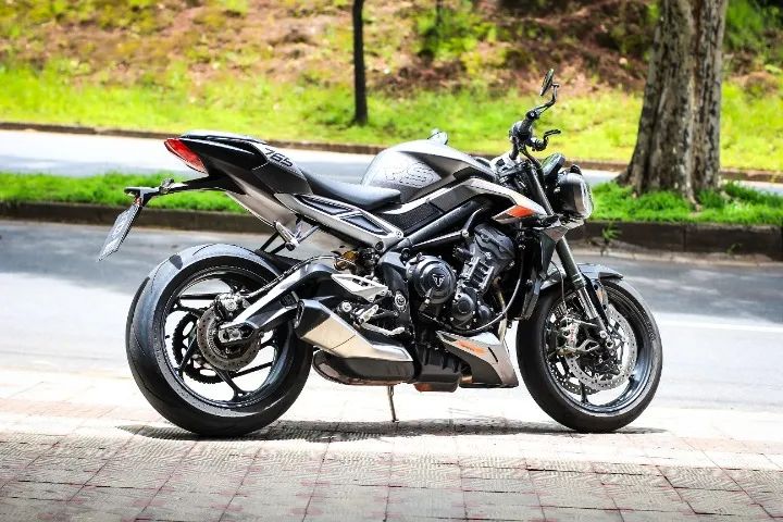 Triumph Street Triple 765 RS - 2023 - Foto 4