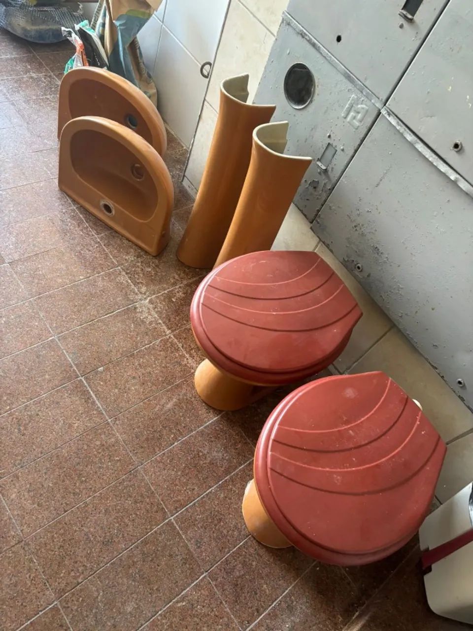 Sanitário Usados e Funcionais - Foto 2