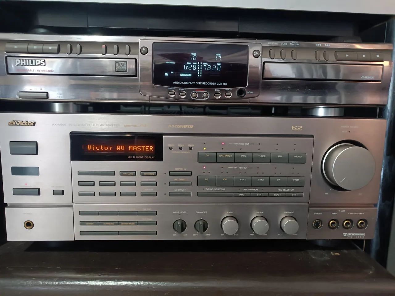 Amplificador integrado Victor, JVC, não é Pioneer, Marantz, Sansui