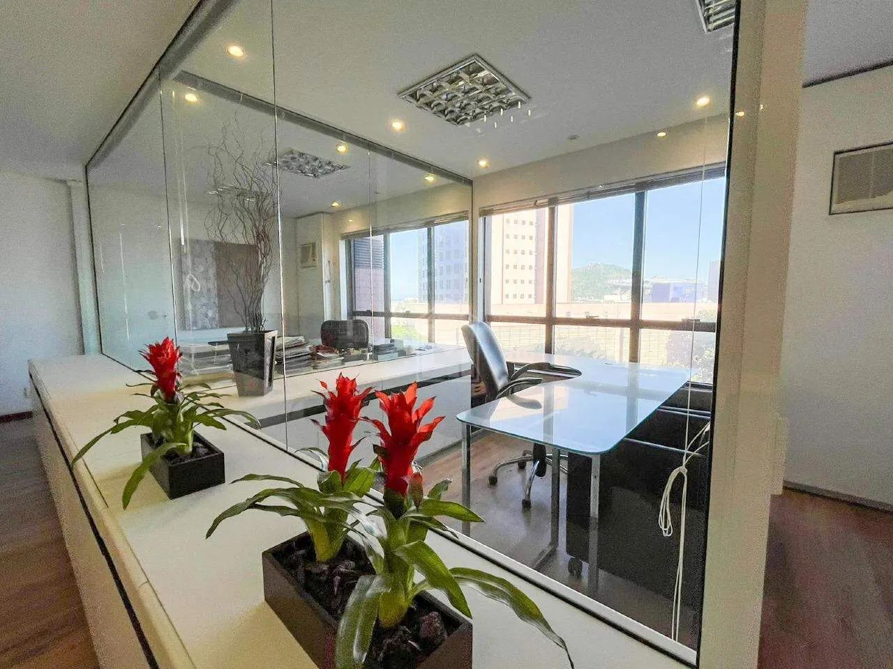 Livia Machado vende conjunto de salas 67m² na Enseada do Sua - Vitória/ES