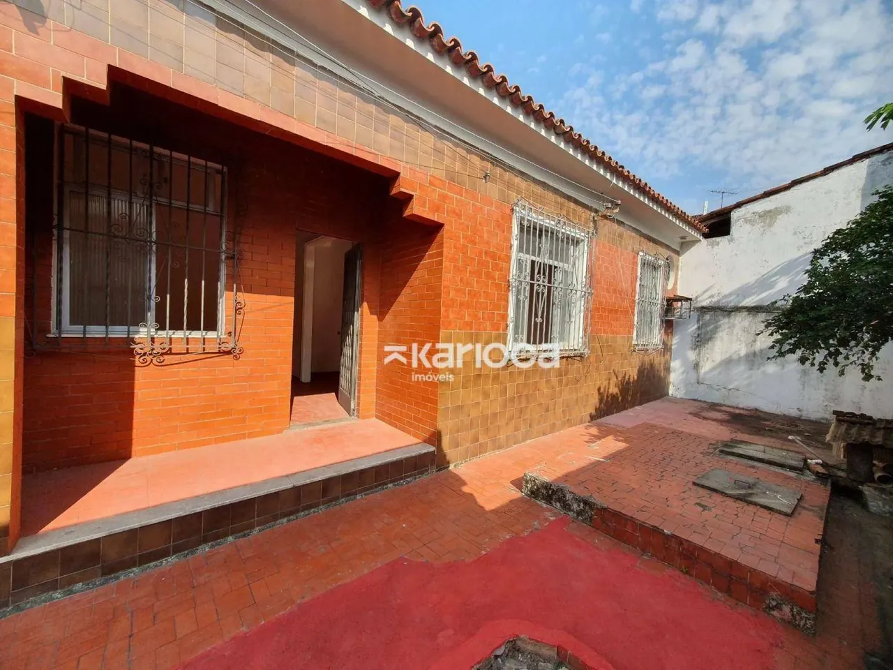 Casa com 2 dormitórios à venda, 103 m² por R$ 300.000,00 - Vila Valqueire - Rio de Janeiro
