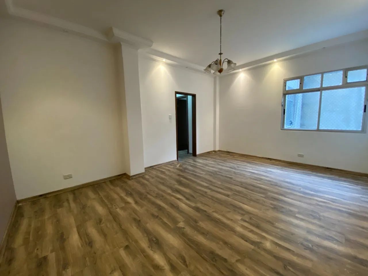 Apartamento com 3 Quartos para Locação no Centro de Curitiba - Sem Fiador - Foto 2