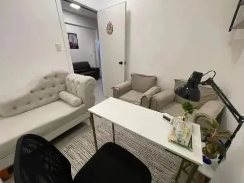 Sala comercial com 45m2, mobiliada para locação no Edifício Palladium Center