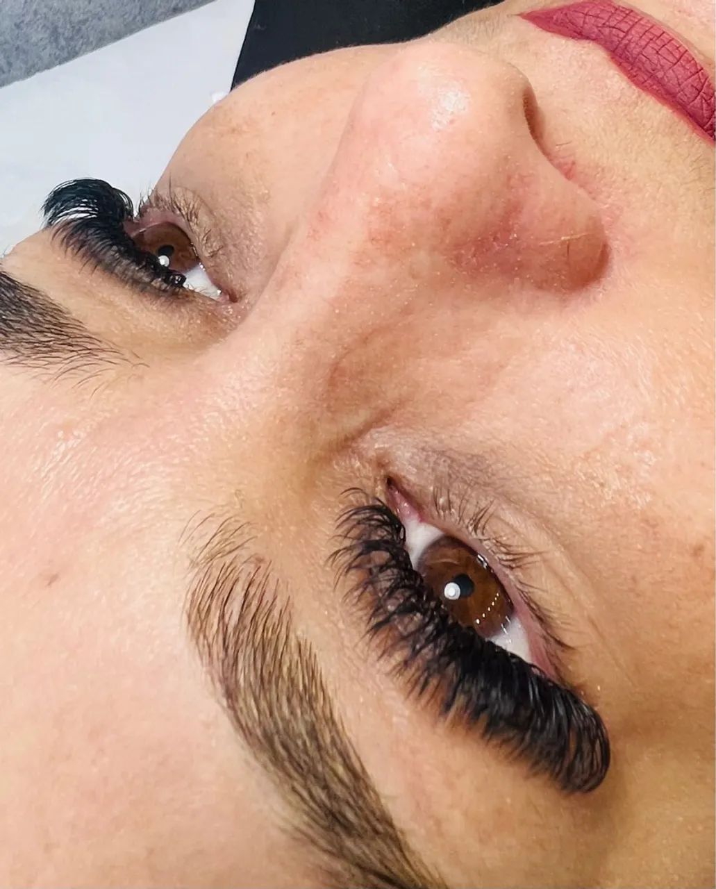 Contrata-se Extensionista de Cílios que seja Manicure - Foto 2