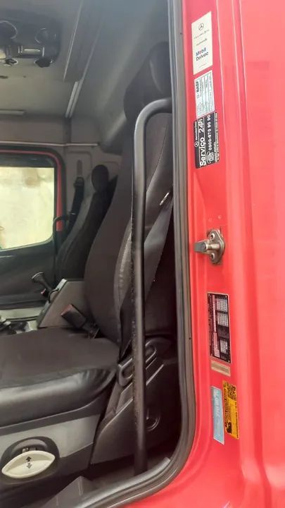 MB ATEGO 2425 ANO 2012 CARROCERIA 8,5M - Foto 5