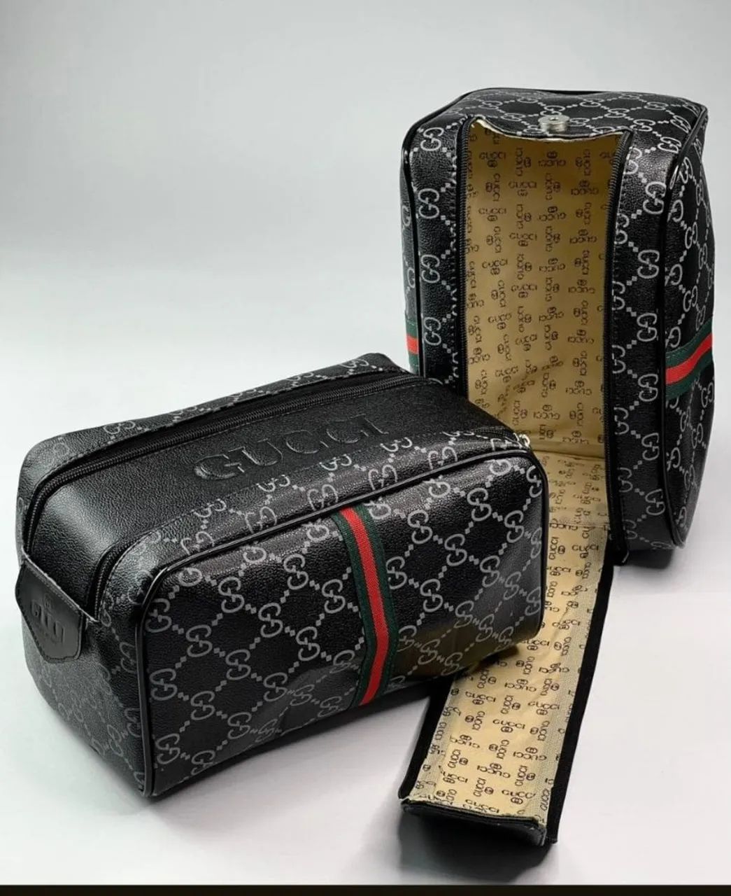 Necessaire Louis Vuitton - Elegância e Sofisticação - Foto 3