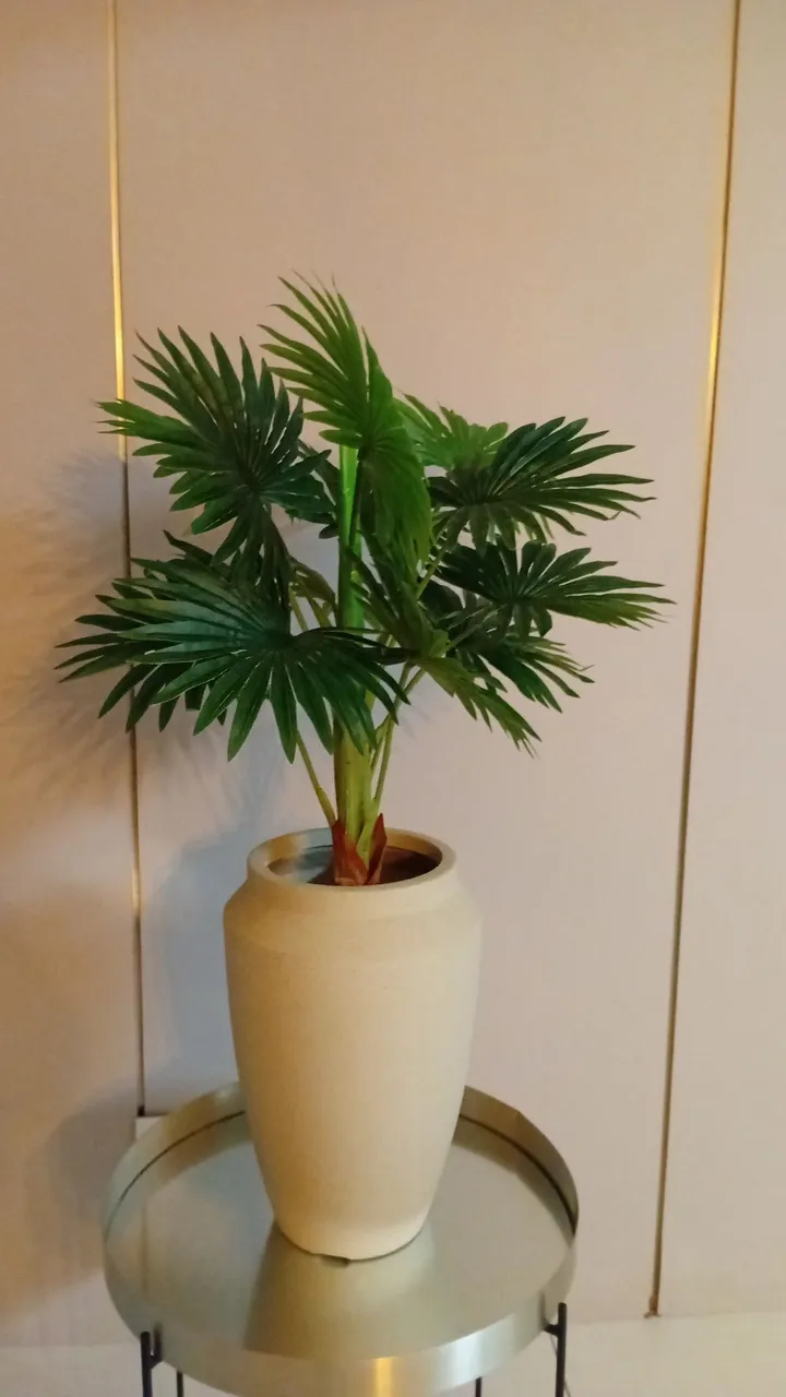 Vaso Decorativo com Planta Artificial