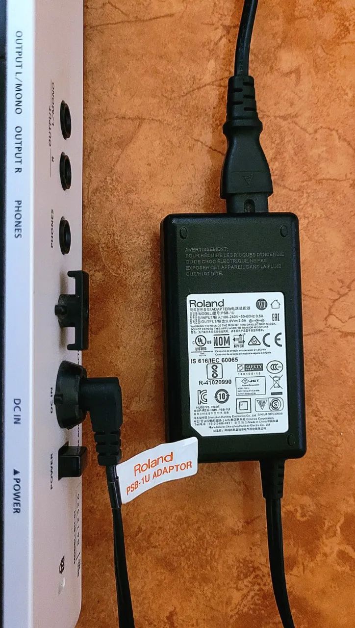 Teclado Roland Gaia Sh-01 Sintetizador - Instrumentos musicais