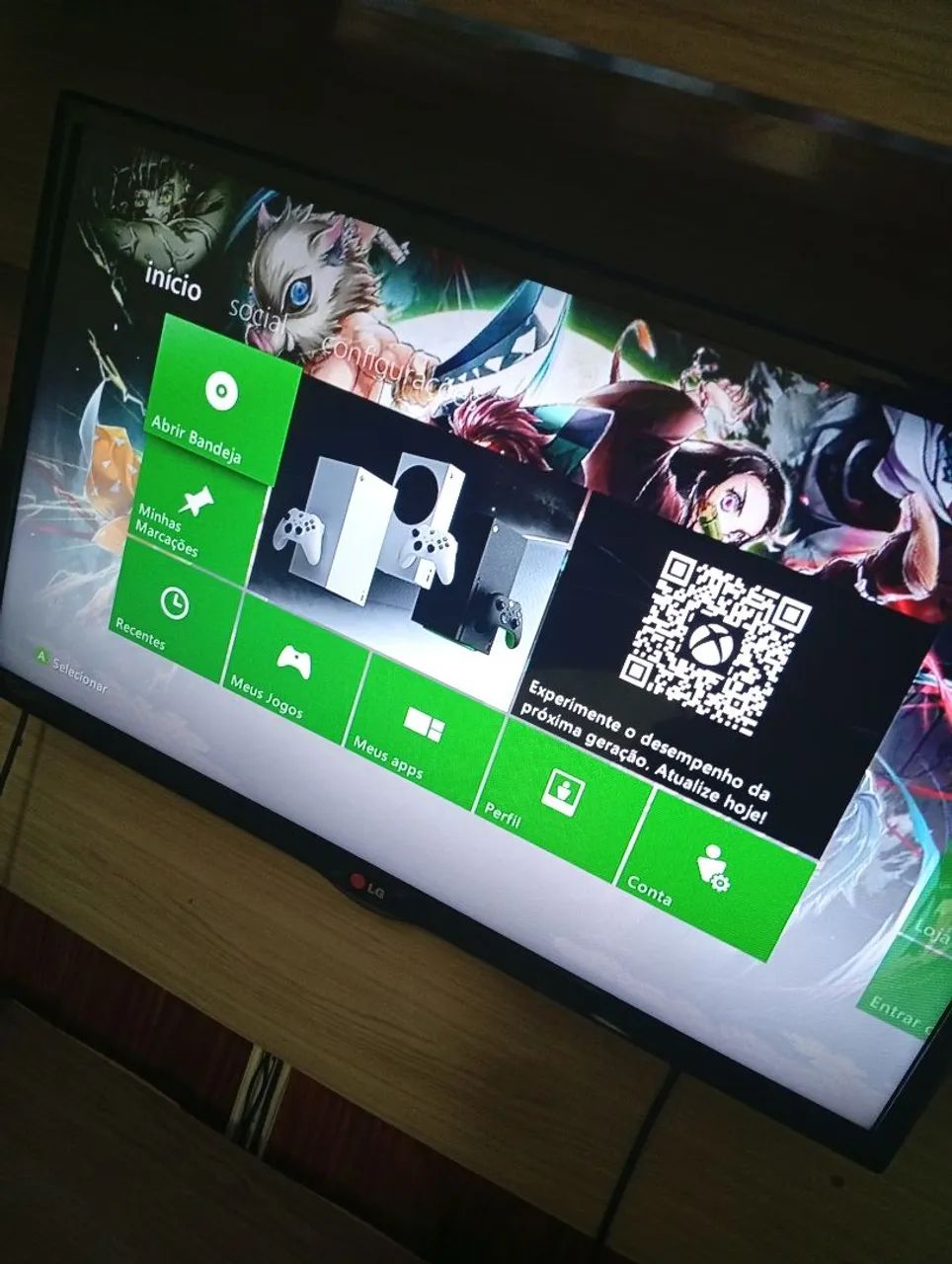 Xbox 360 with games downloaded to USB drive and CD unlock64297981186051124