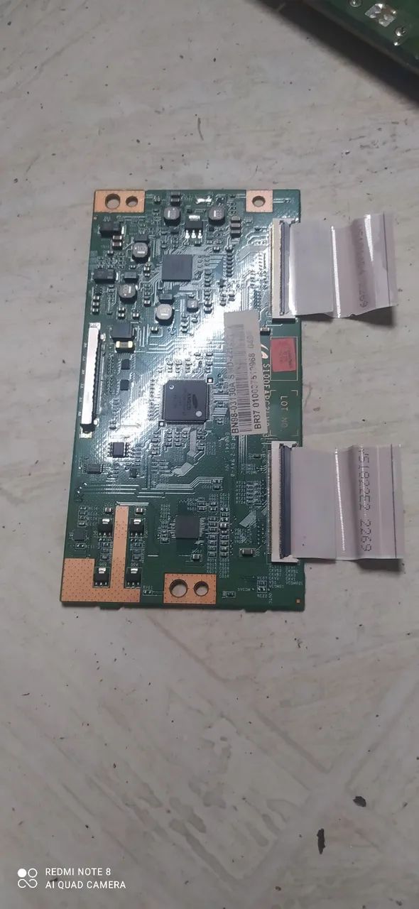 Placa tico tvun40d5000pg vai tirar uma TV com a tela trincada