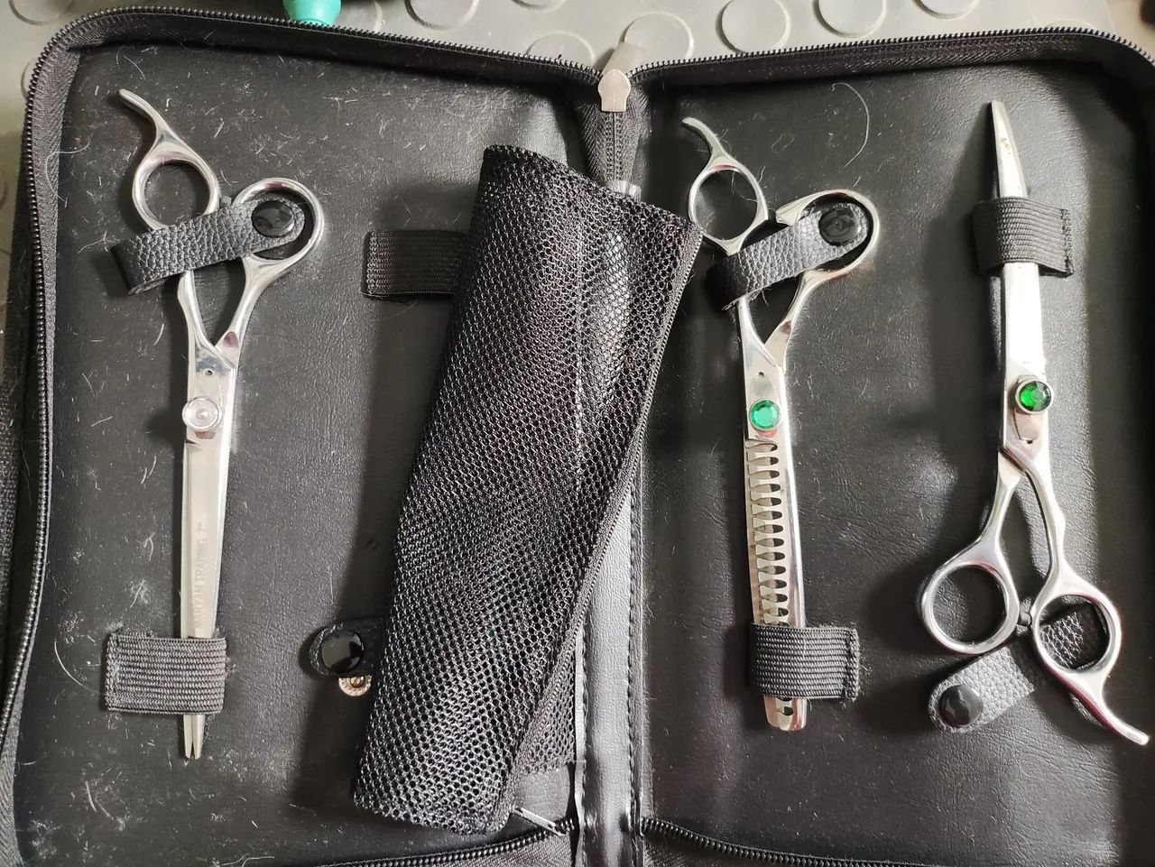 Máquina de tosa, tesouras de tosa, soprador, secador, gaiola, mesa. Banho e tosa completo. - Foto 3