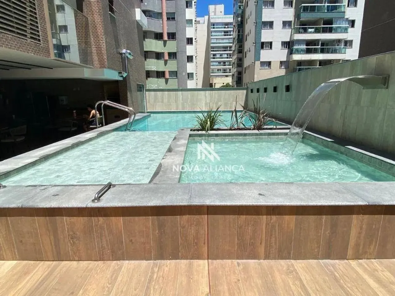 Apartamento com 3 quartos para alugar, 105 m² - Praia da Costa - Vila Velha/ES