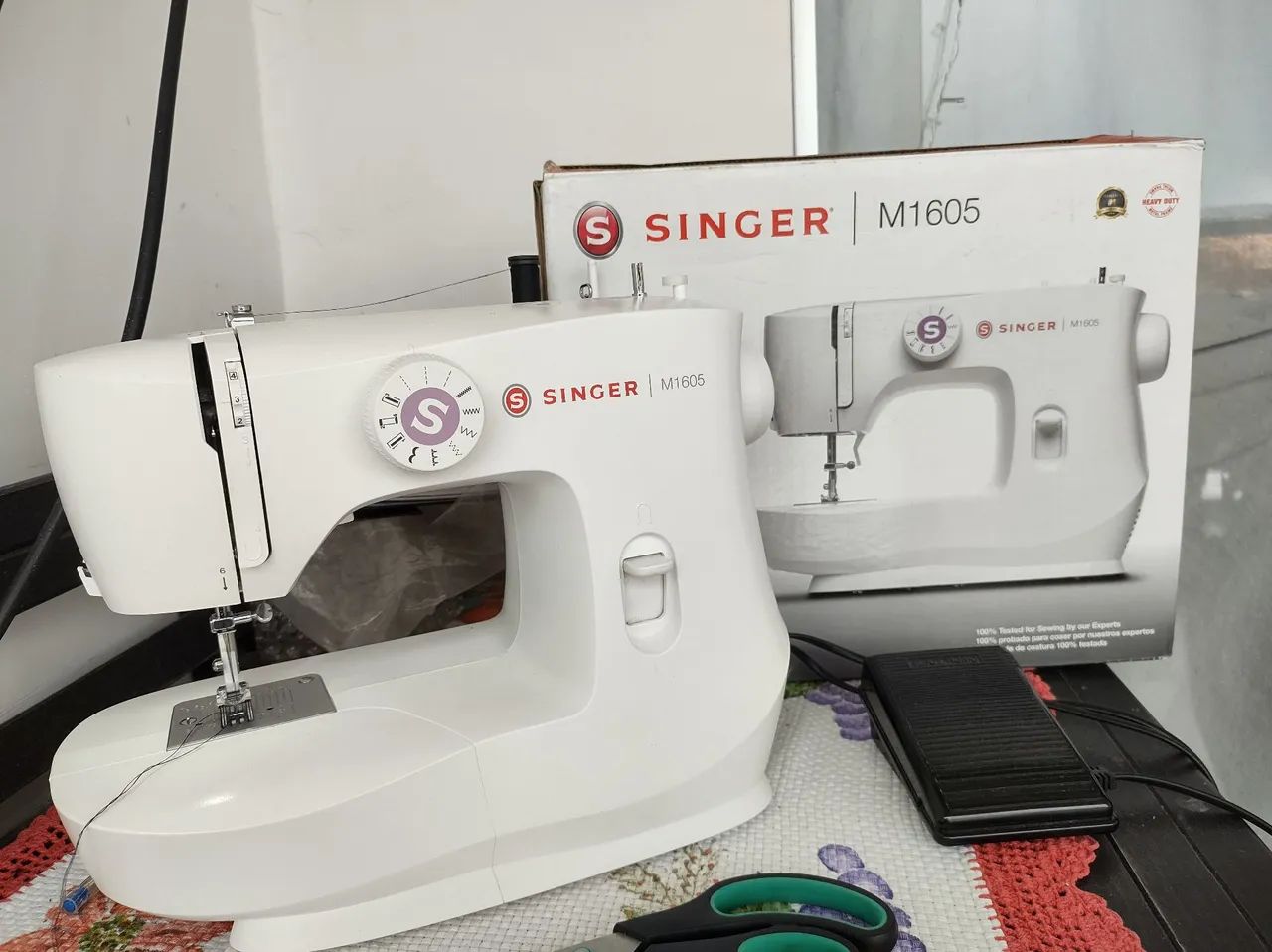 Máquina de Costura Singer M1605 - Foto 4